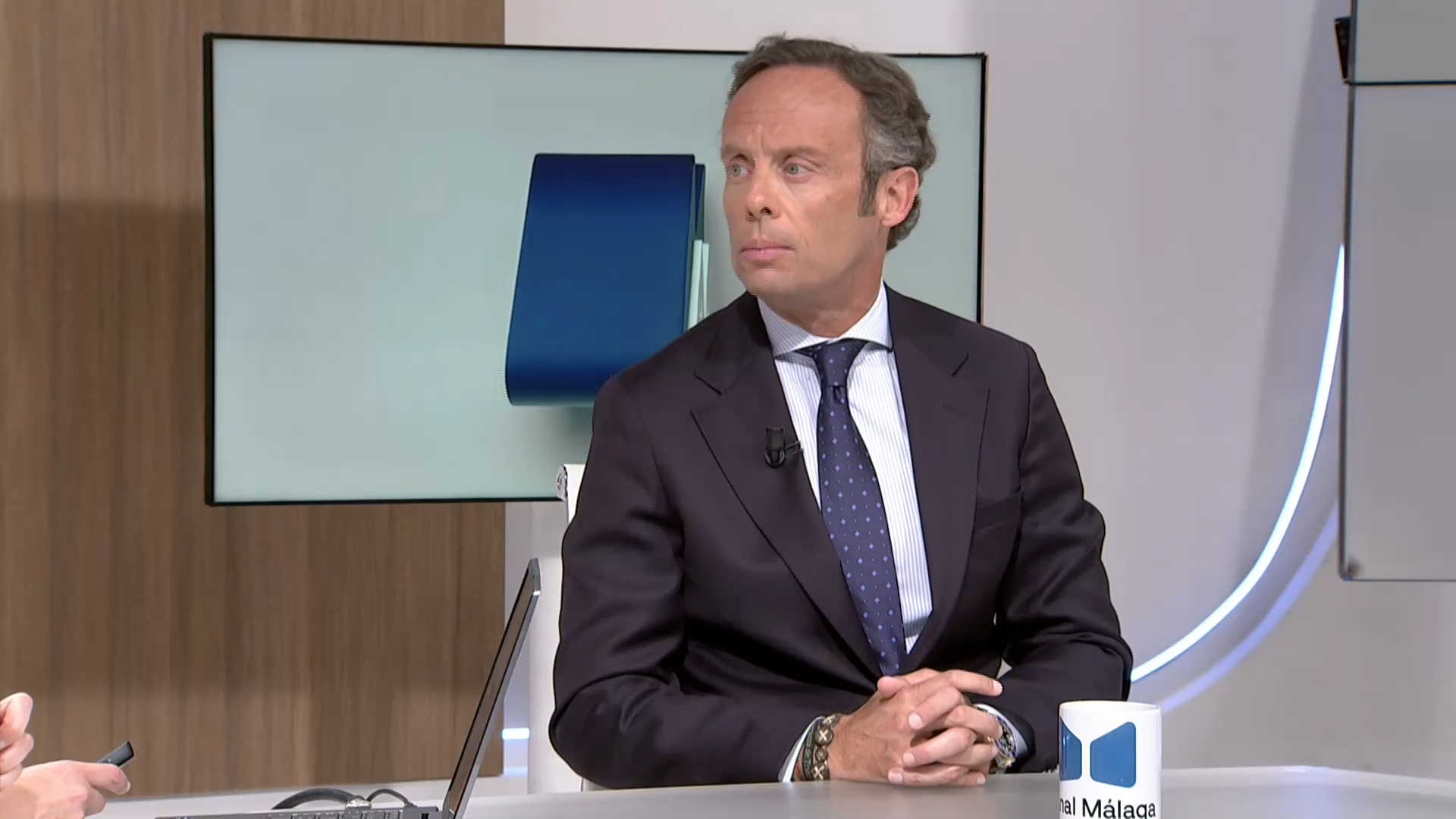 Manuel Rincón, abogado penalista en Málaga, en el plató de Canal Málaga analizando la nueva ley sobre menores en procesos judiciales